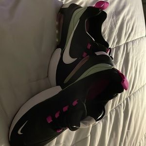 Like New Nike Air Max